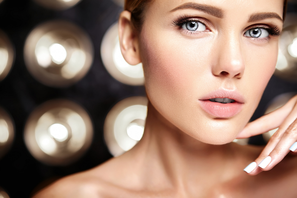 آرایش چشم درشت