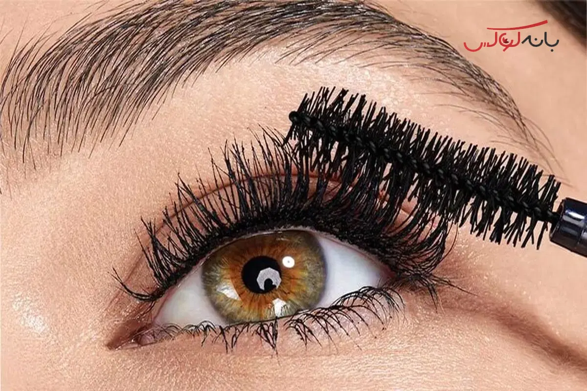 ترفند سوم: استفاده از ریمل برای زیباتر شدن