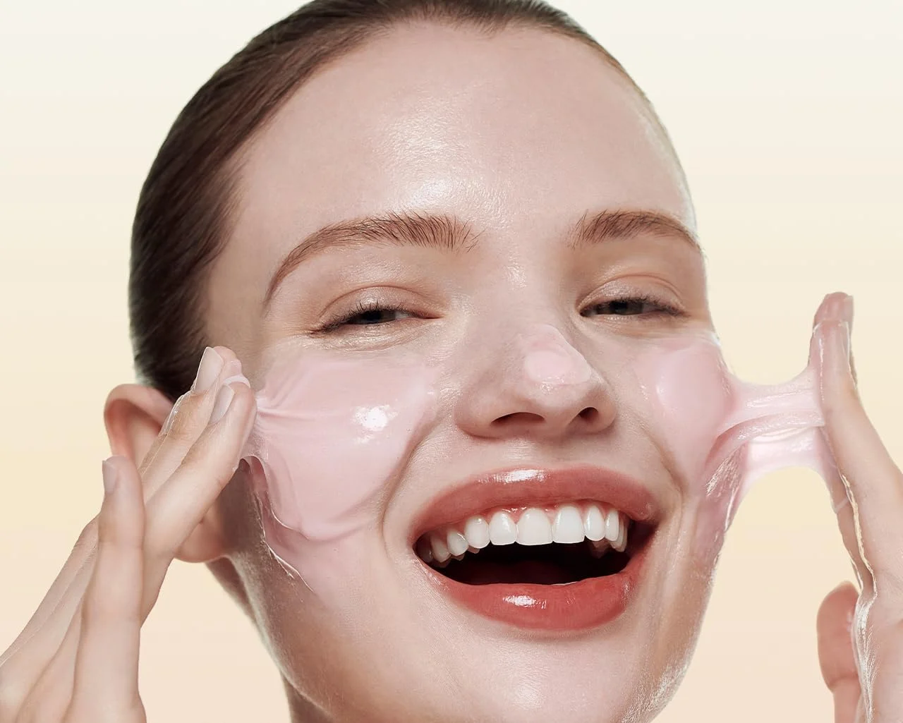 ویژگی های فوم ماسک شستشوی صورت کلاژن بایودنس کره